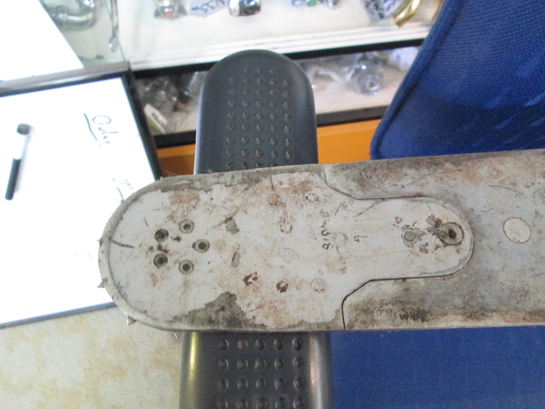 Chainsaw Bar 700L x 75W