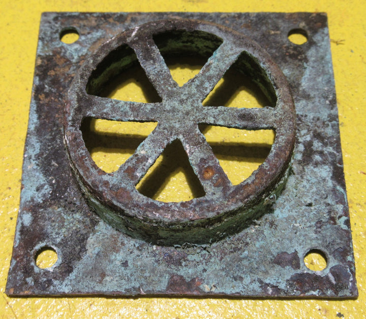 Square Waste Outlet    75 Sq x 15H