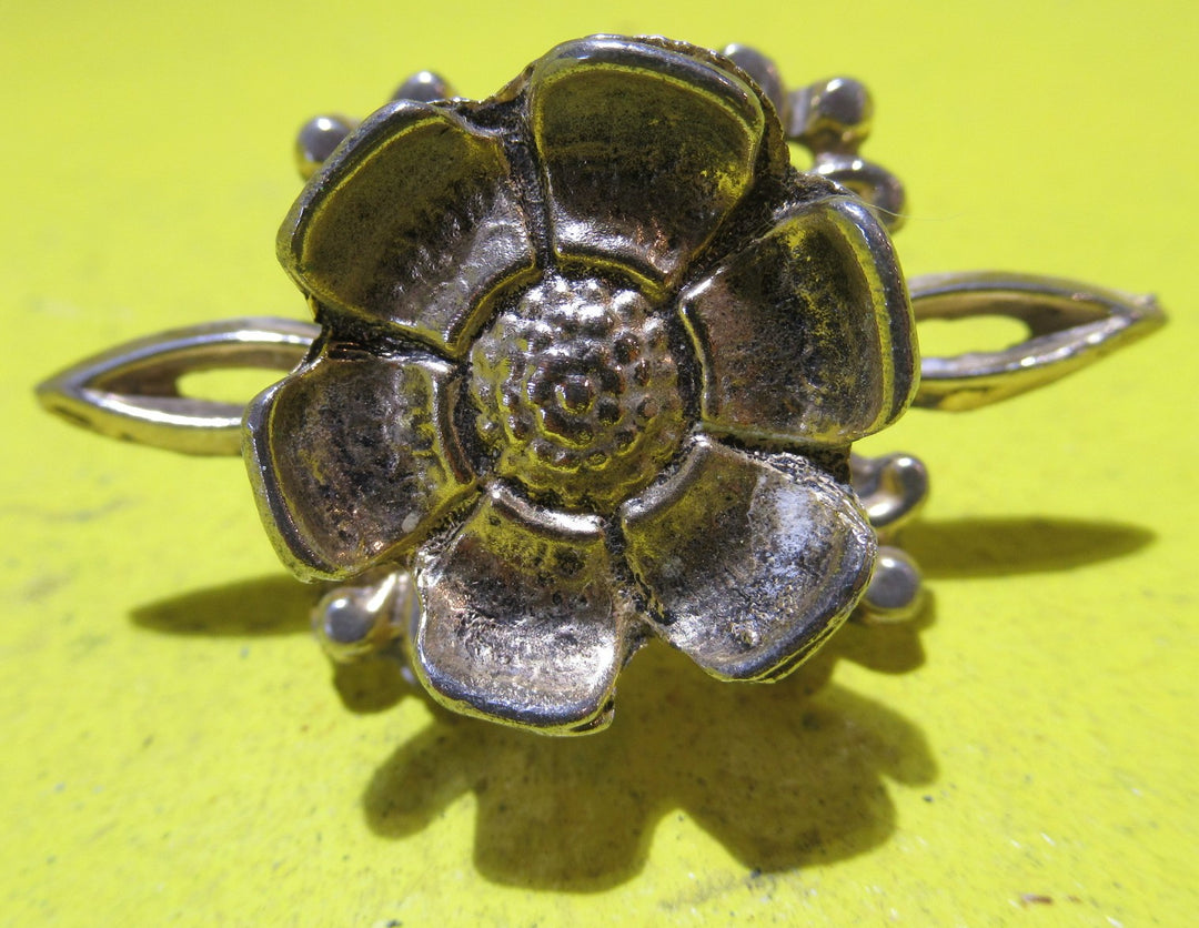 Retro Metal Brass Effect Knob with Fancy Plate & Flowery Handle
