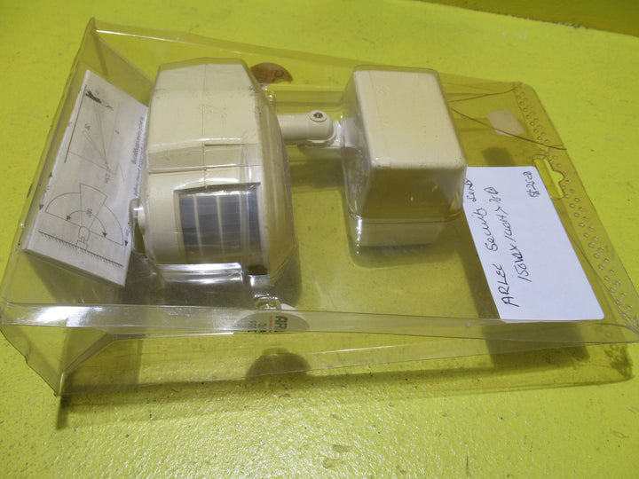 Arlec Security Sensor    150W x 140H x 70D