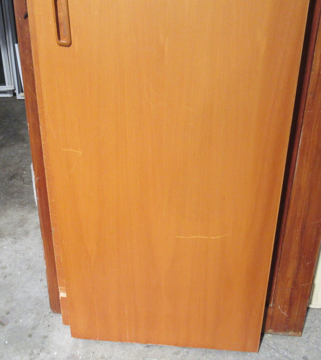 Sliding Veneer Hollow Core Door (CT)   1980H x 610W x 35D