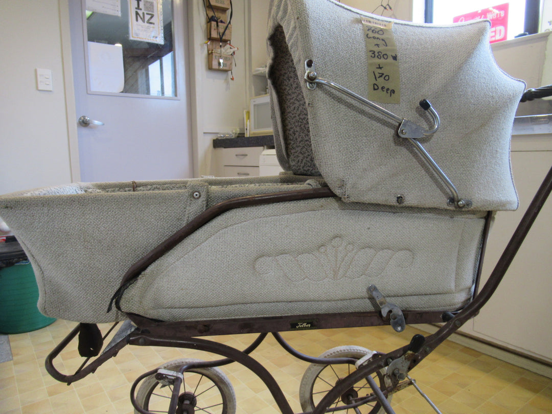 Vintage Telber Pram   760L x 380W x 170D