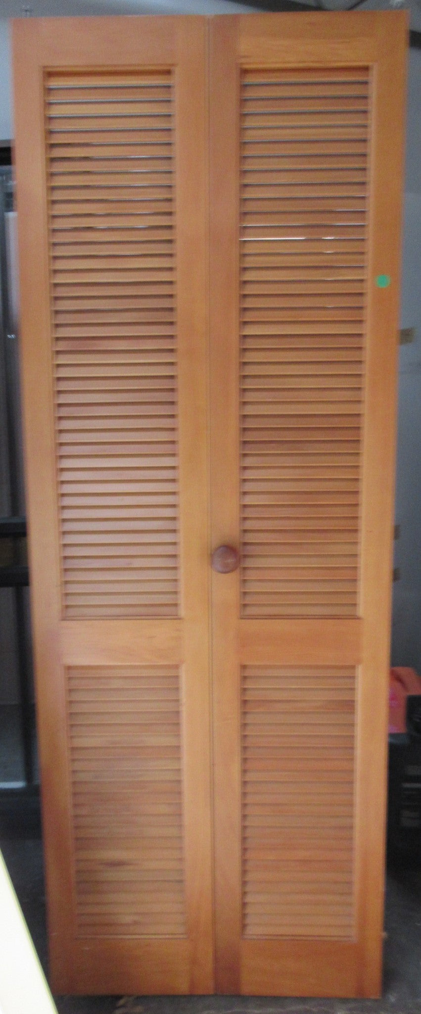 2 Panel Bifold Louvre Door (CT)   1980H x 730W x 30D