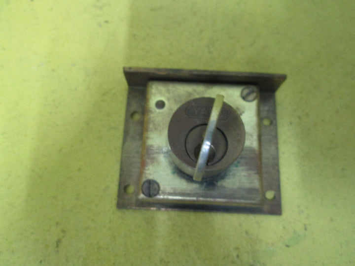 Desk Lock with Key 58W x 48H x 25D