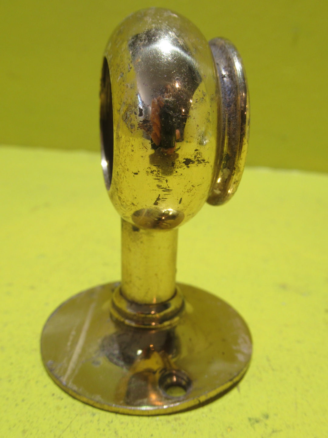 Reproduction Brass Curtain Rail Holder   75D x 50W