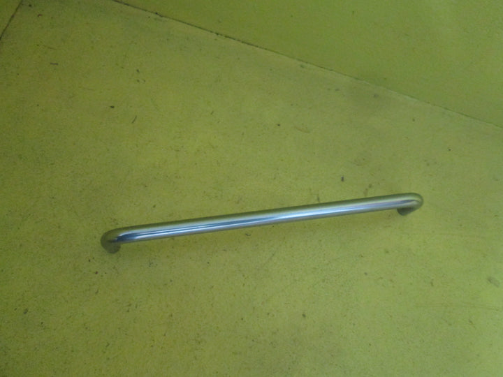 Carlisle Brass - Chrome Plated Fingertip D Pull Handles 119-169-210L x 32-37H x 9D