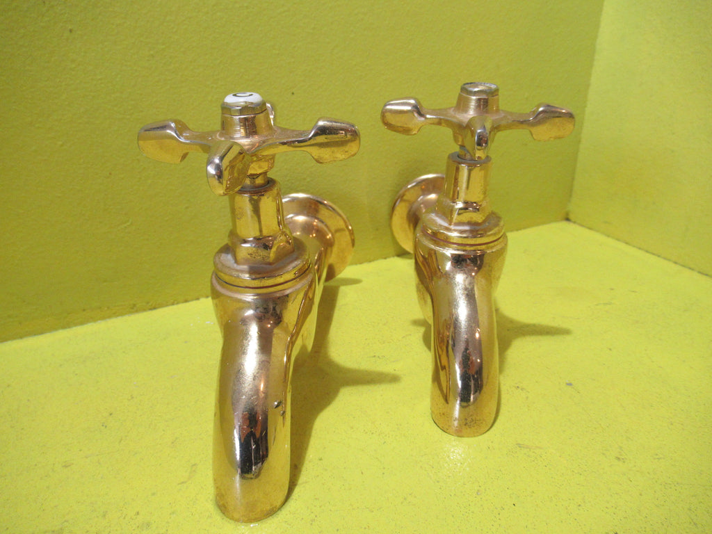 Brass Modern Bath Taps with Porcelain Hot & Cold Caps 25BSP
