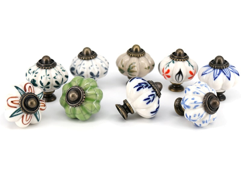 1x Hand Painted Ceramic Knobs and Handles 33mmx38mm